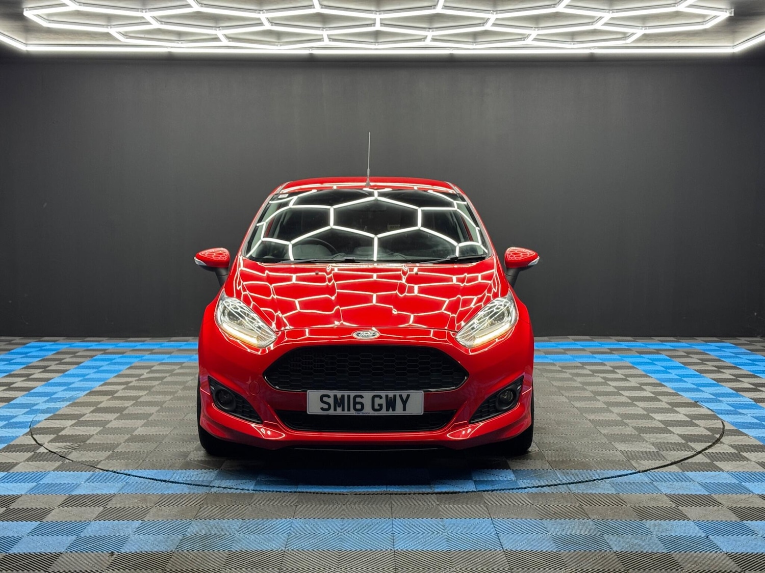 Used Ford Fiesta 2016 for sale - 77330750: Photo 2