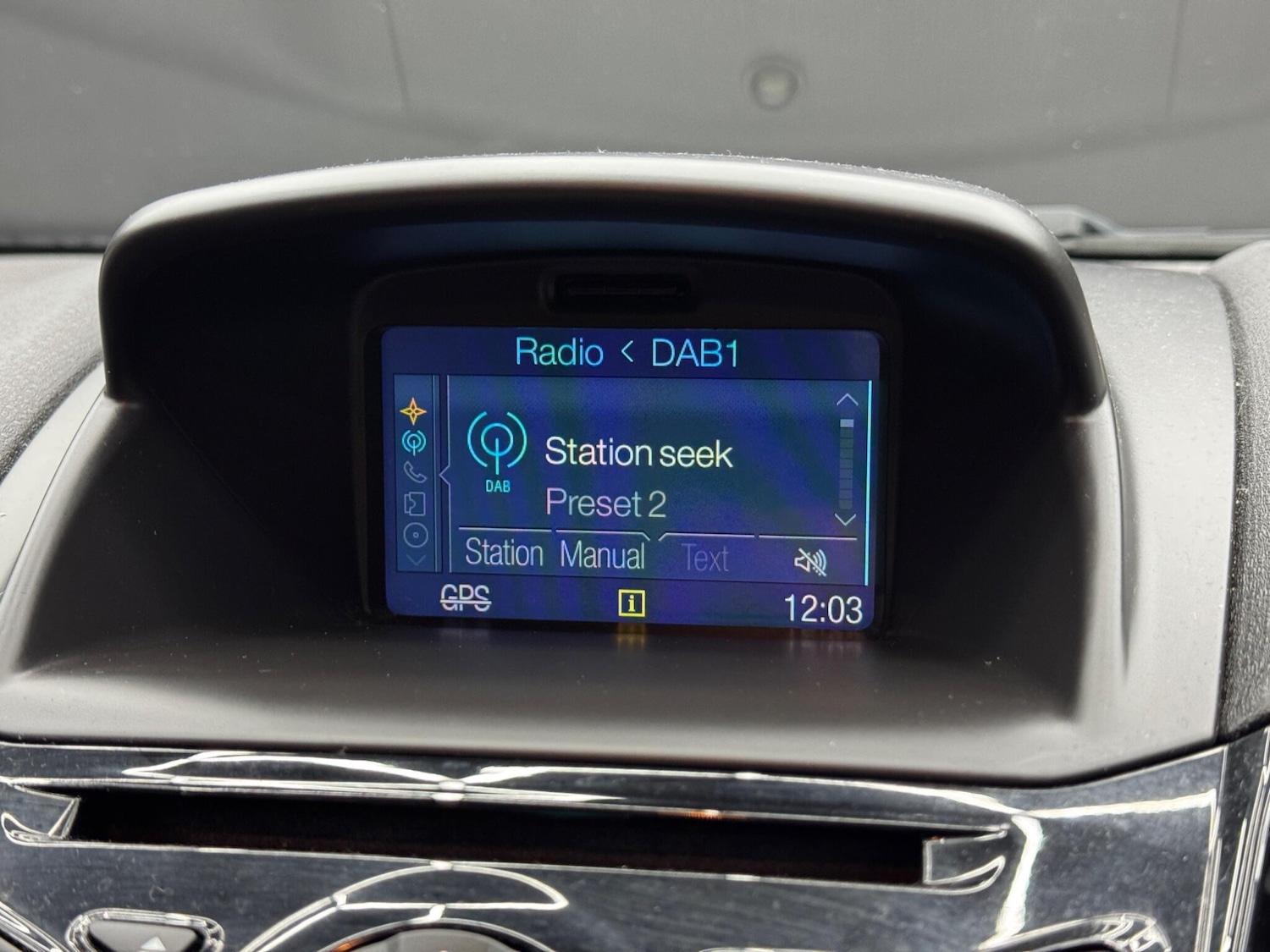 Used Ford Fiesta 2016 for sale - 77330750: Photo 27