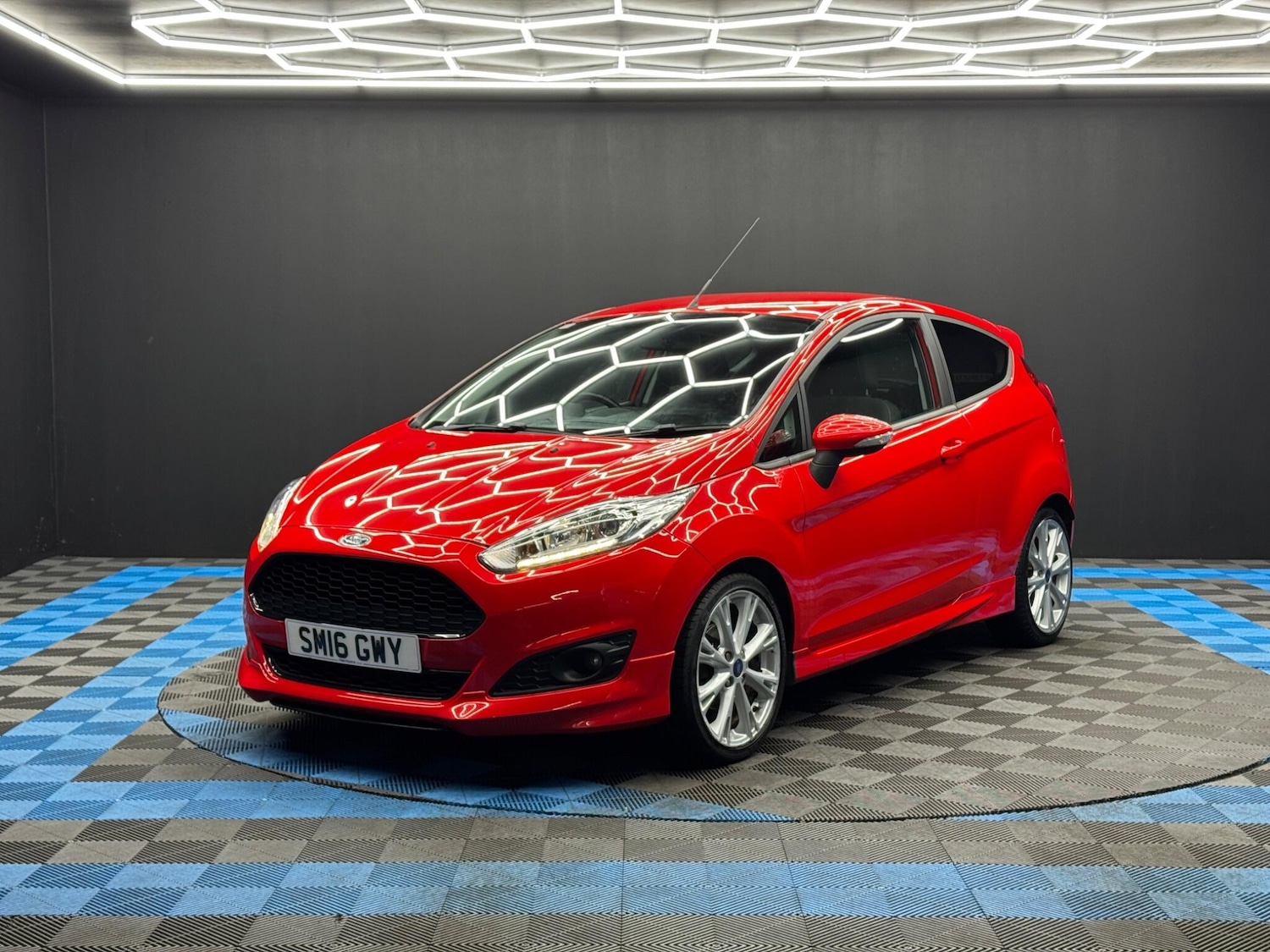 Used Ford Fiesta 2016 for sale - 77330750: Photo 3