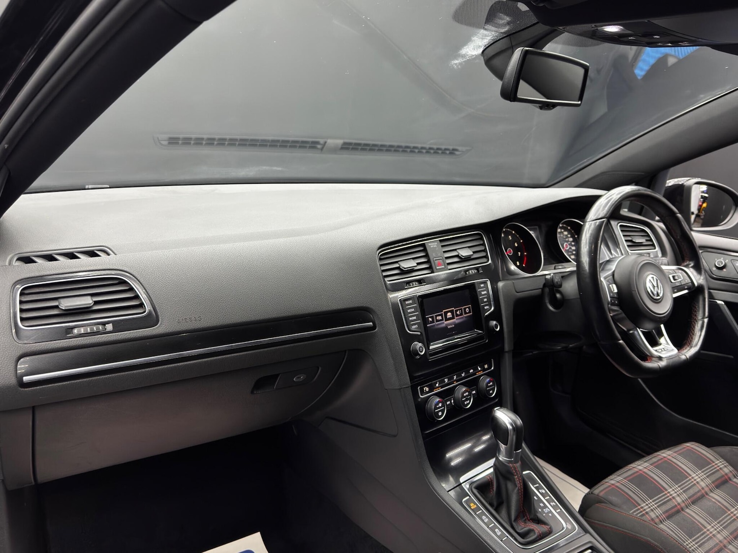 Used Volkswagen Golf 2013 for sale - 76913342: Photo 11