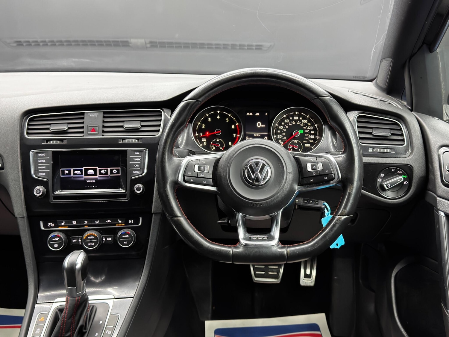 Used Volkswagen Golf 2013 for sale - 76913342: Photo 18