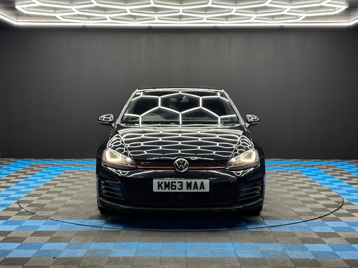 Used Volkswagen Golf 2013 for sale - 76913342: Photo 2