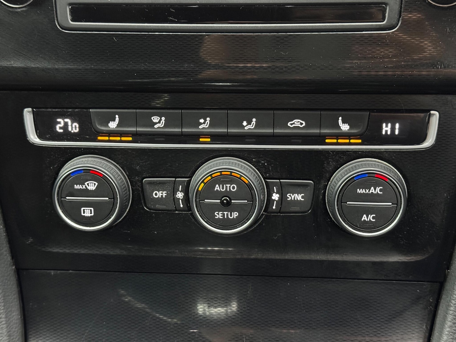 Used Volkswagen Golf 2013 for sale - 76913342: Photo 28