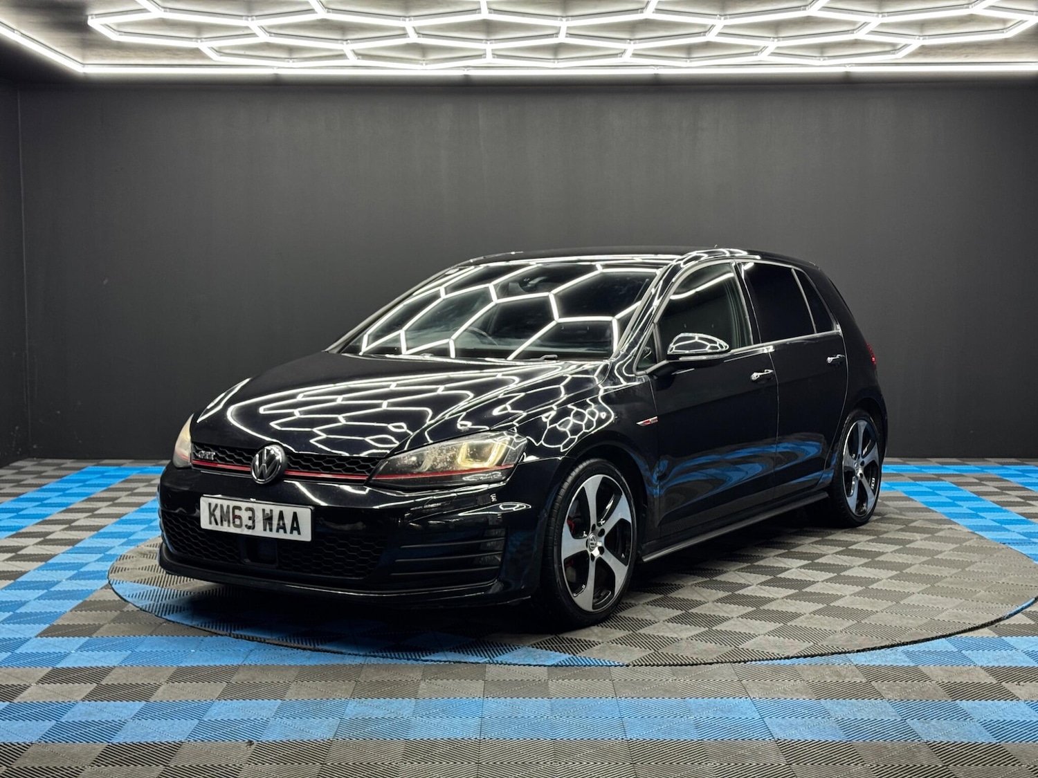 Used Volkswagen Golf 2013 for sale - 76913342: Photo 3