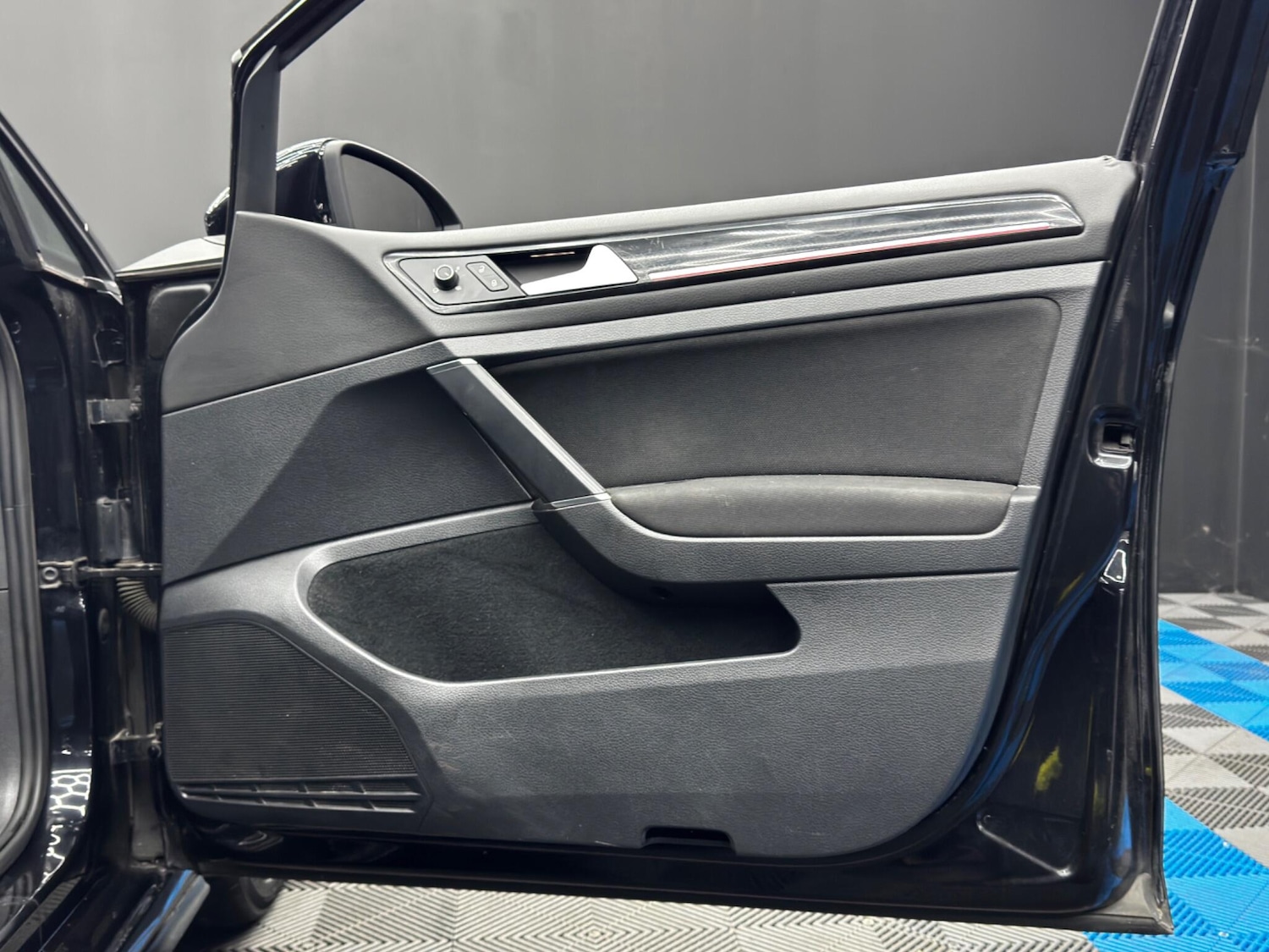 Used Volkswagen Golf 2013 for sale - 76913342: Photo 38