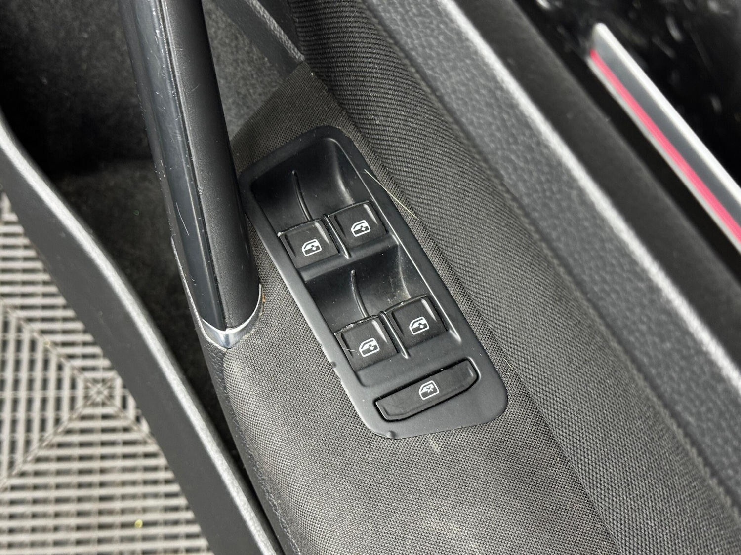 Used Volkswagen Golf 2013 for sale - 76913342: Photo 40