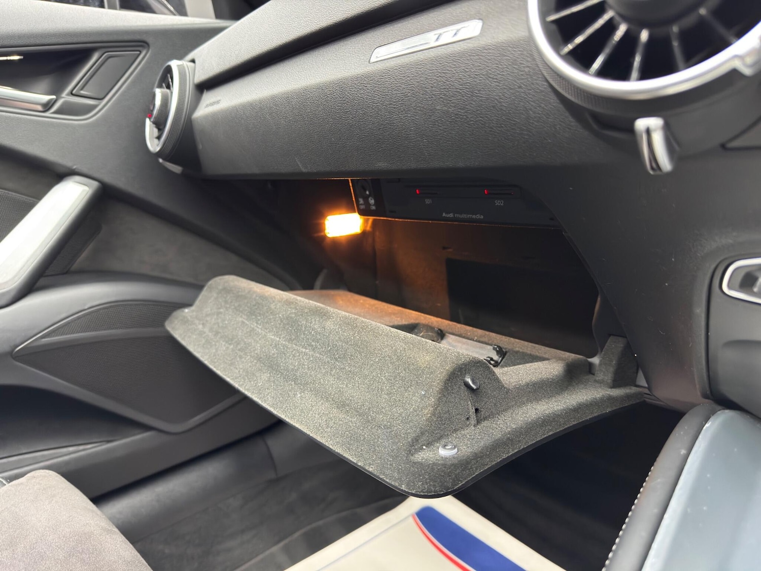 Used Audi TT 2015 for sale - 77049682: Photo 33