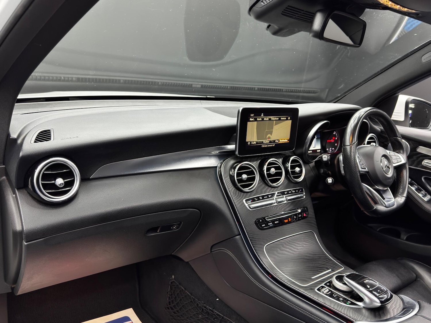 Used Mercedes-Benz GLC 2017 for sale - 76592513: Photo 11