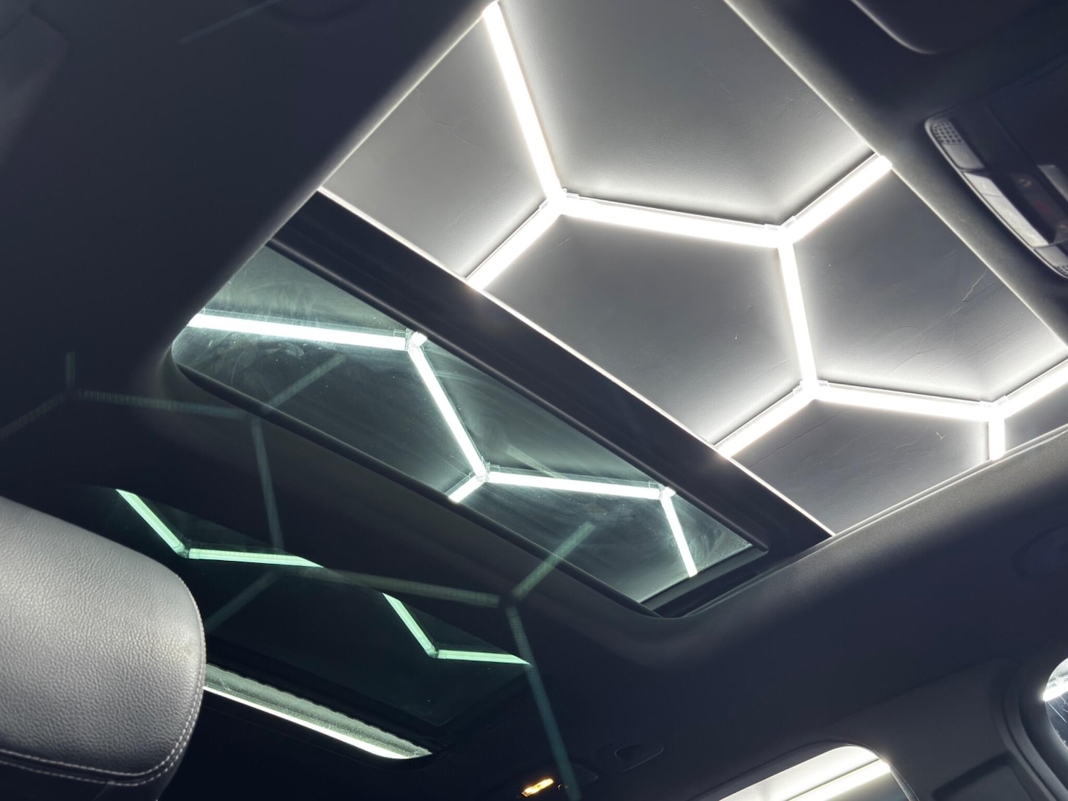 Used Mercedes-Benz GLC 2017 for sale - 76592513: Photo 35