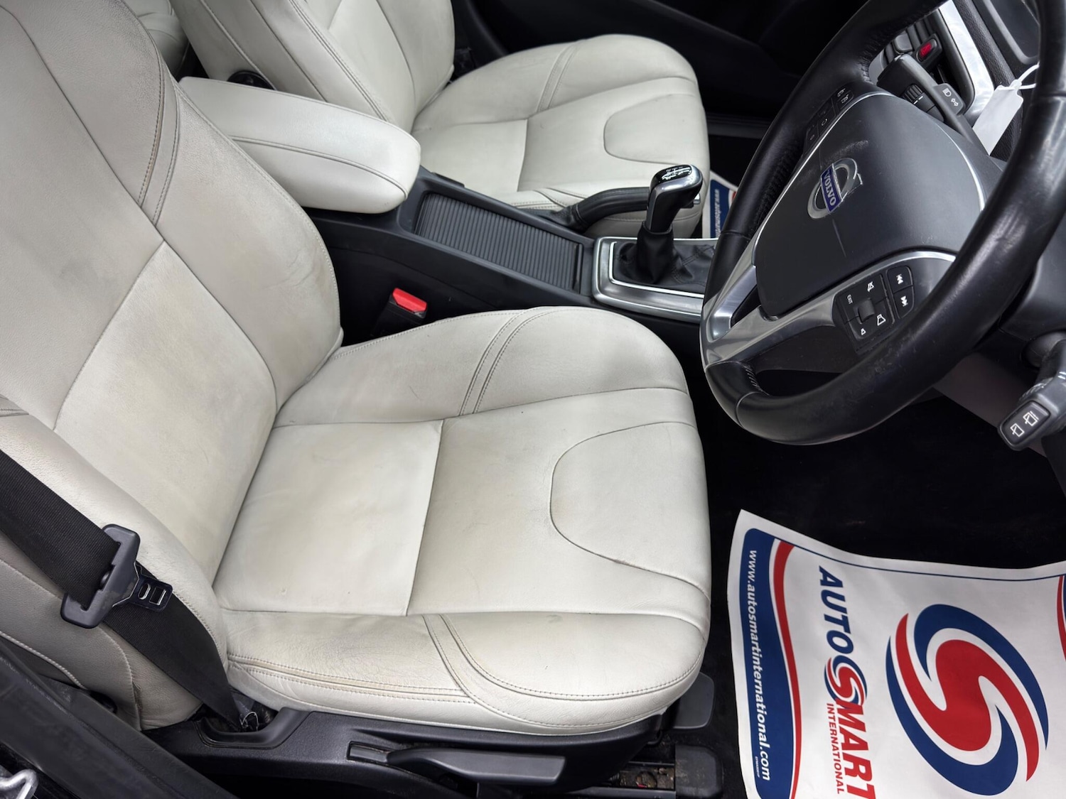 Used Volvo V40 2015 for sale - 77737506: Photo 13