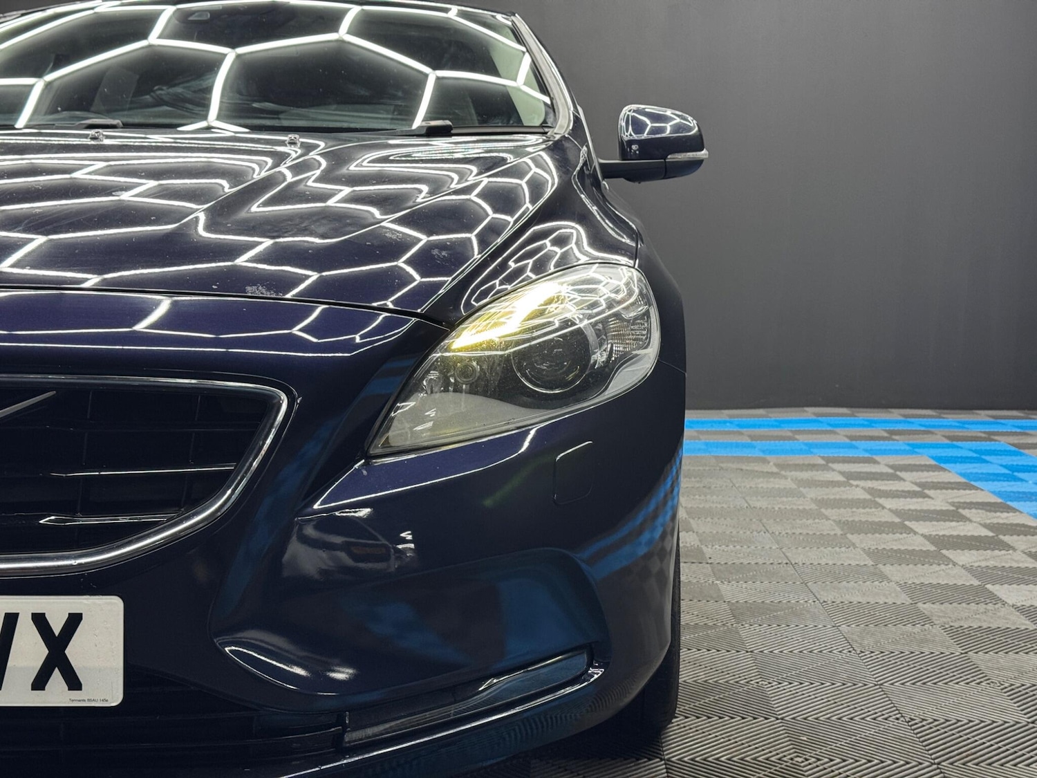 Used Volvo V40 2015 for sale - 77737506: Photo 37