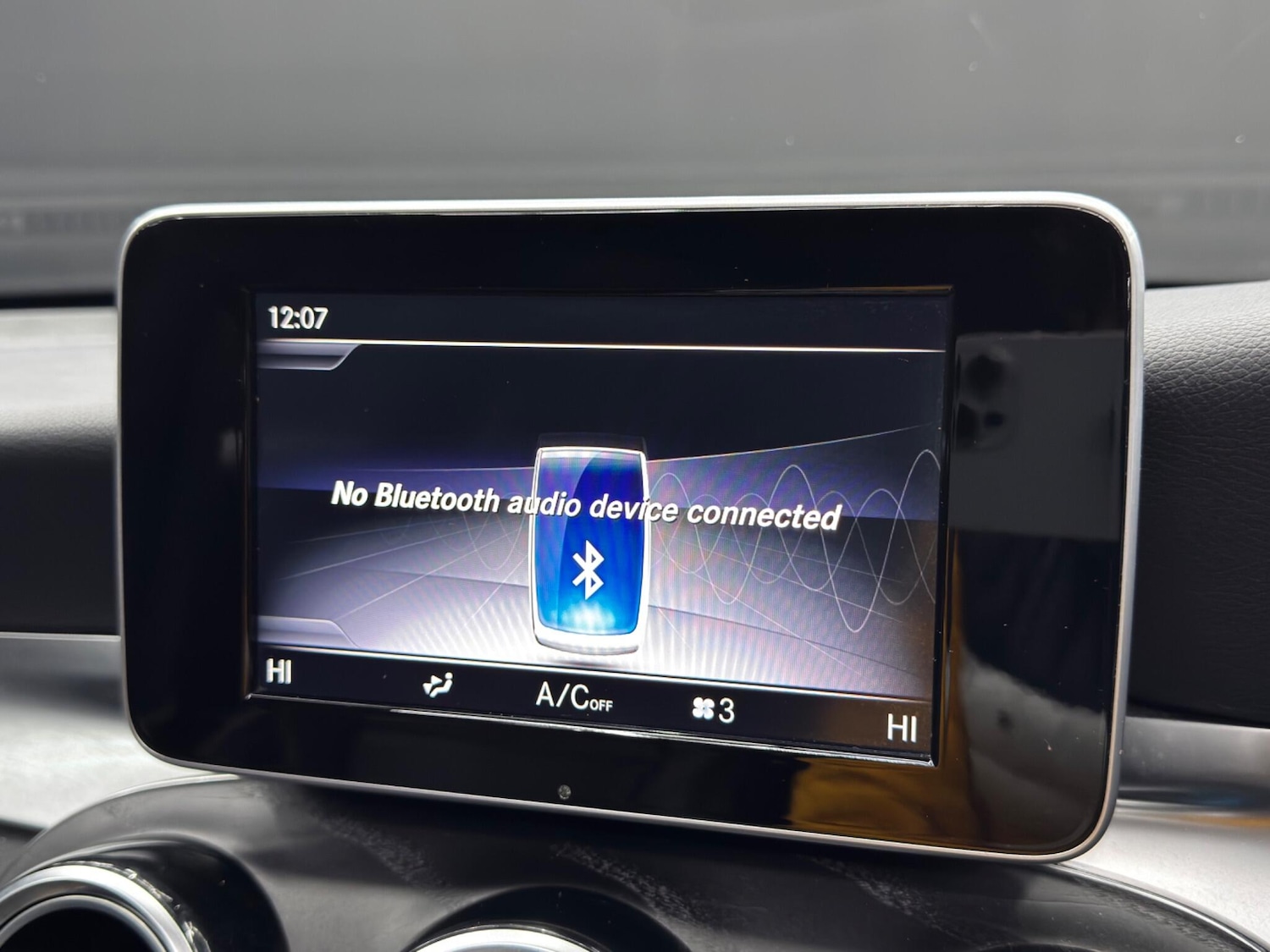 Used Mercedes-Benz GLC 2018 for sale - 76989542: Photo 32