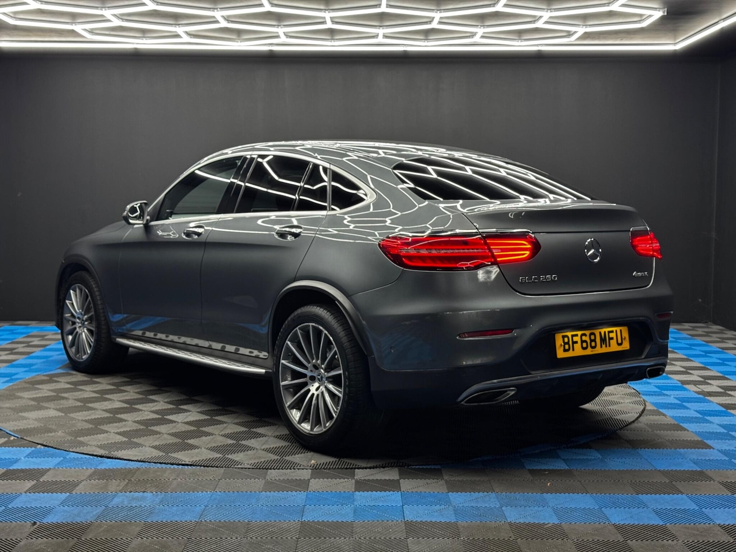 Used Mercedes-Benz GLC 2018 for sale - 76989542: Photo 8