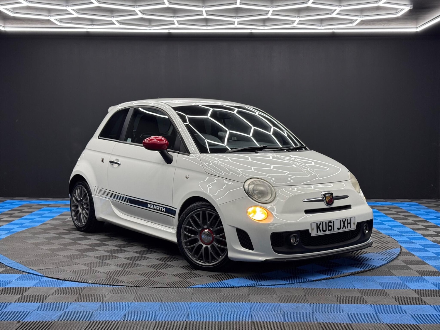 Used Abarth 500 2011 for sale - 76359917: Photo 1