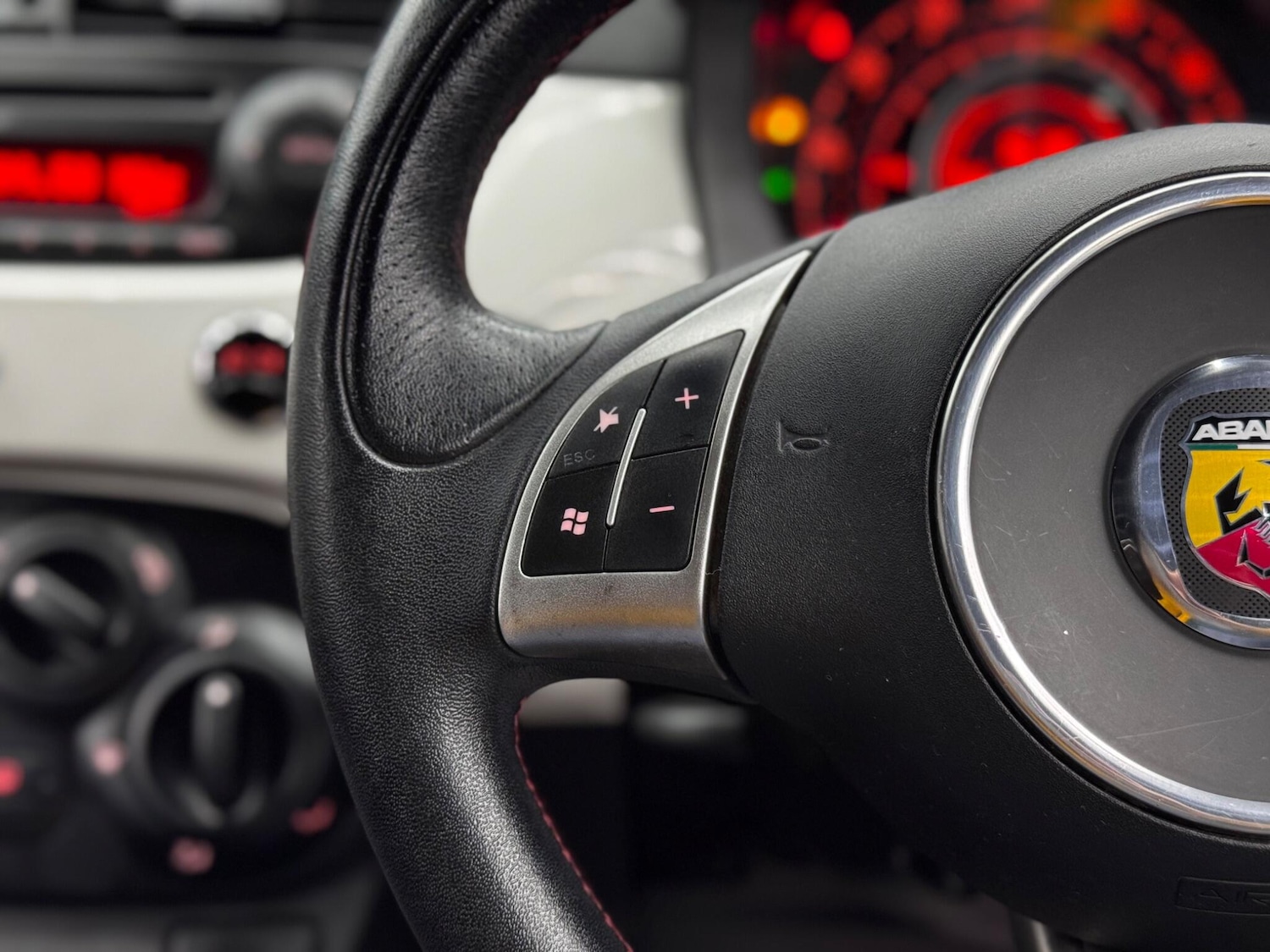 Used Abarth 500 2011 for sale - 76359917: Photo 19