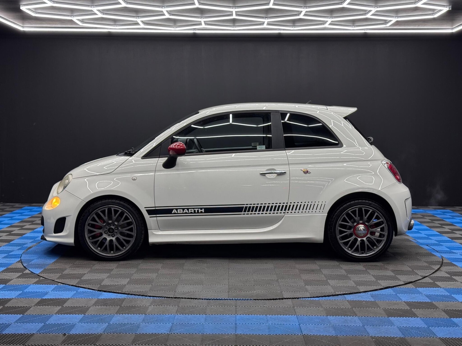 Used Abarth 500 2011 for sale - 76359917: Photo 8