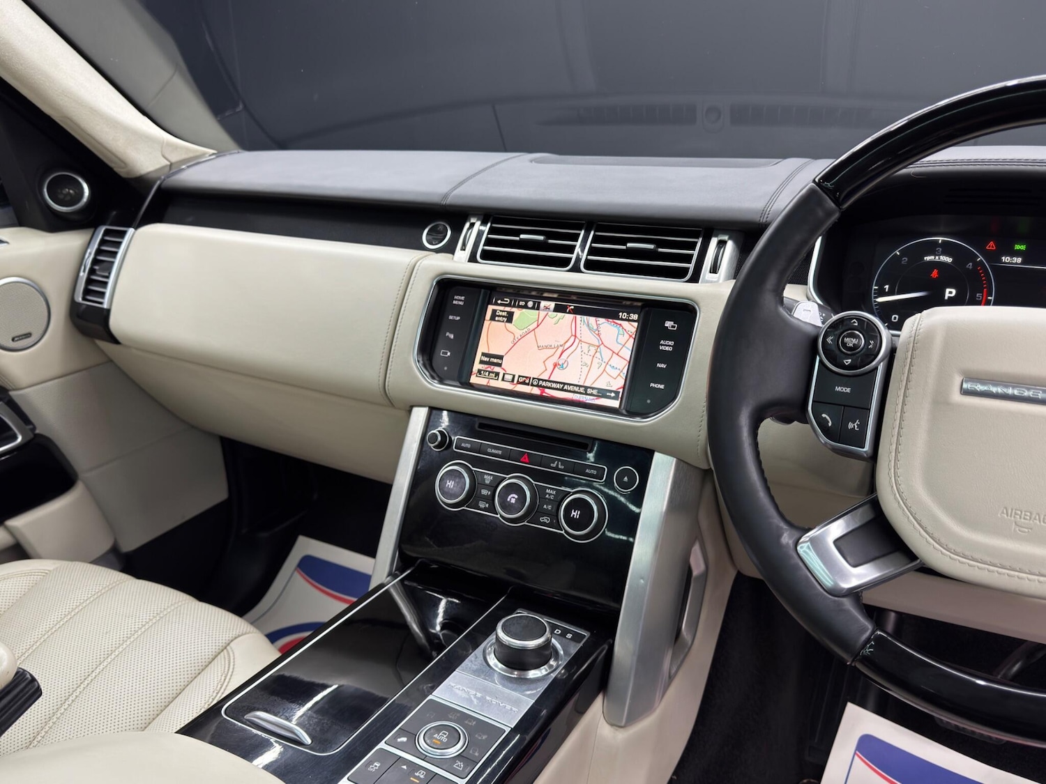 Used Land Rover Range Rover for sale - 76993396: Photo 23