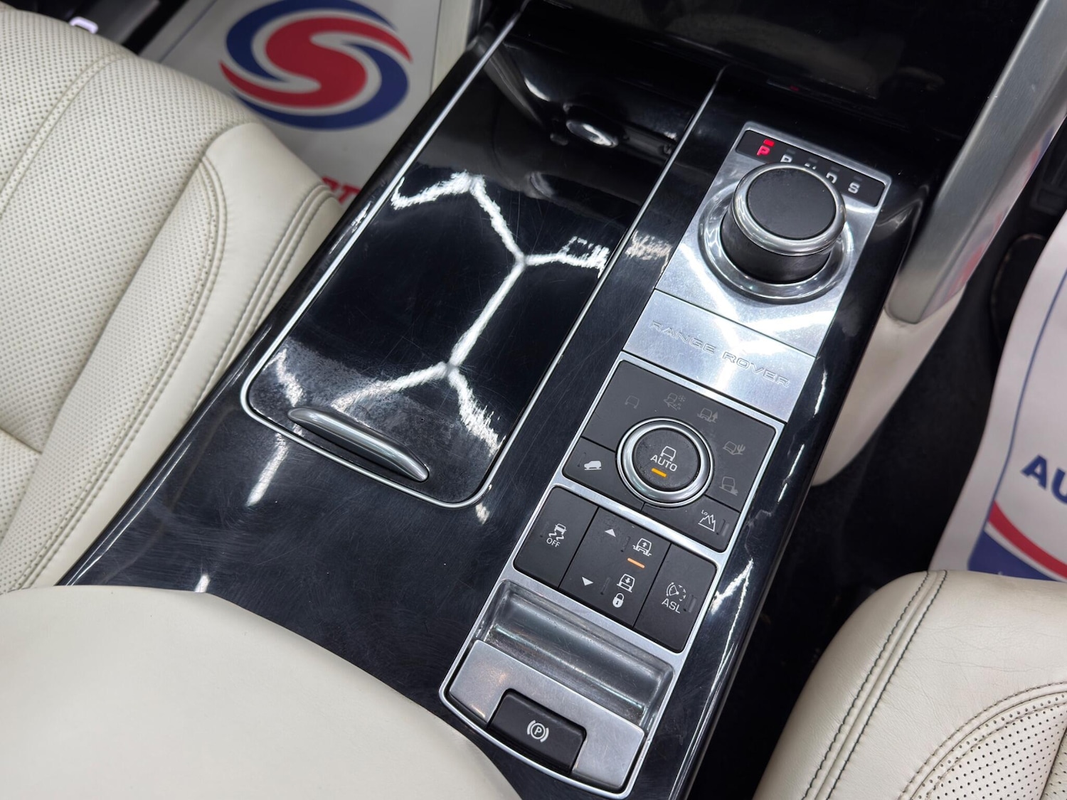 Used Land Rover Range Rover for sale - 76993396: Photo 25