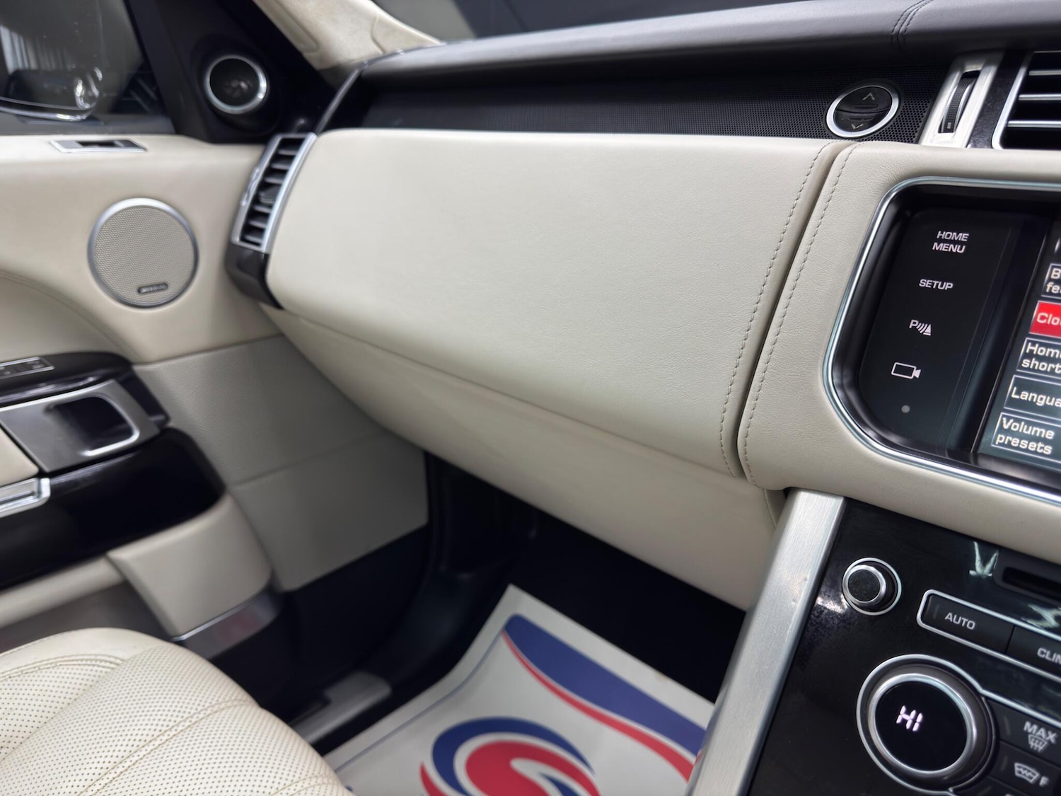 Used Land Rover Range Rover for sale - 76993396: Photo 40