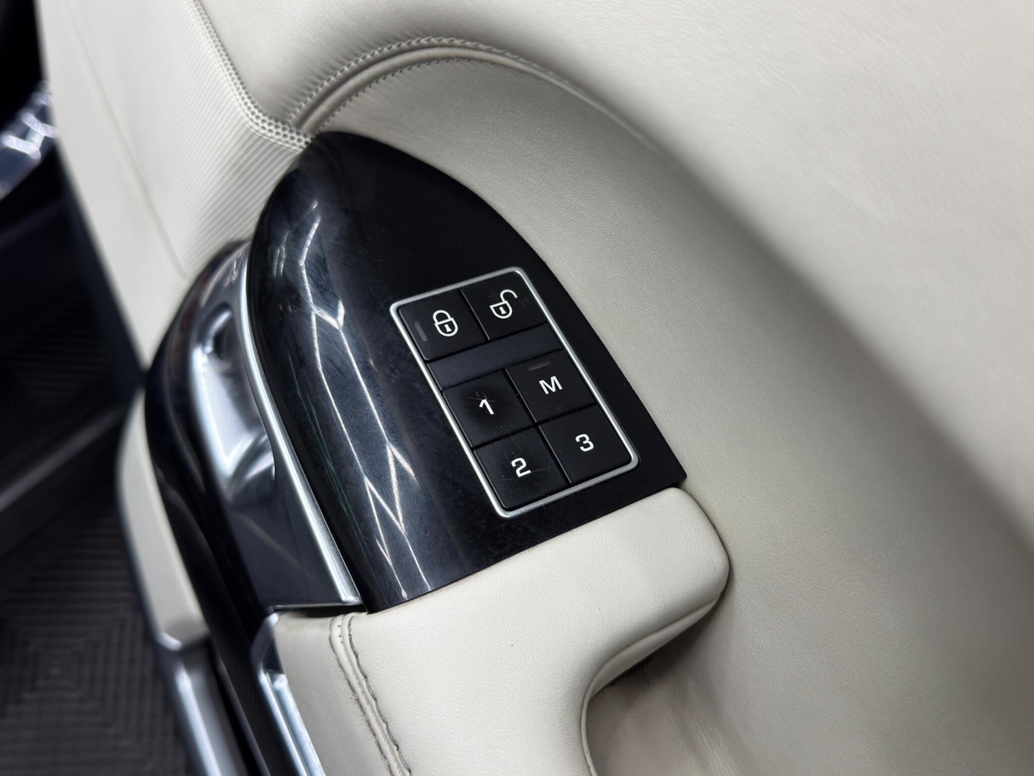 Used Land Rover Range Rover for sale - 76993396: Photo 48