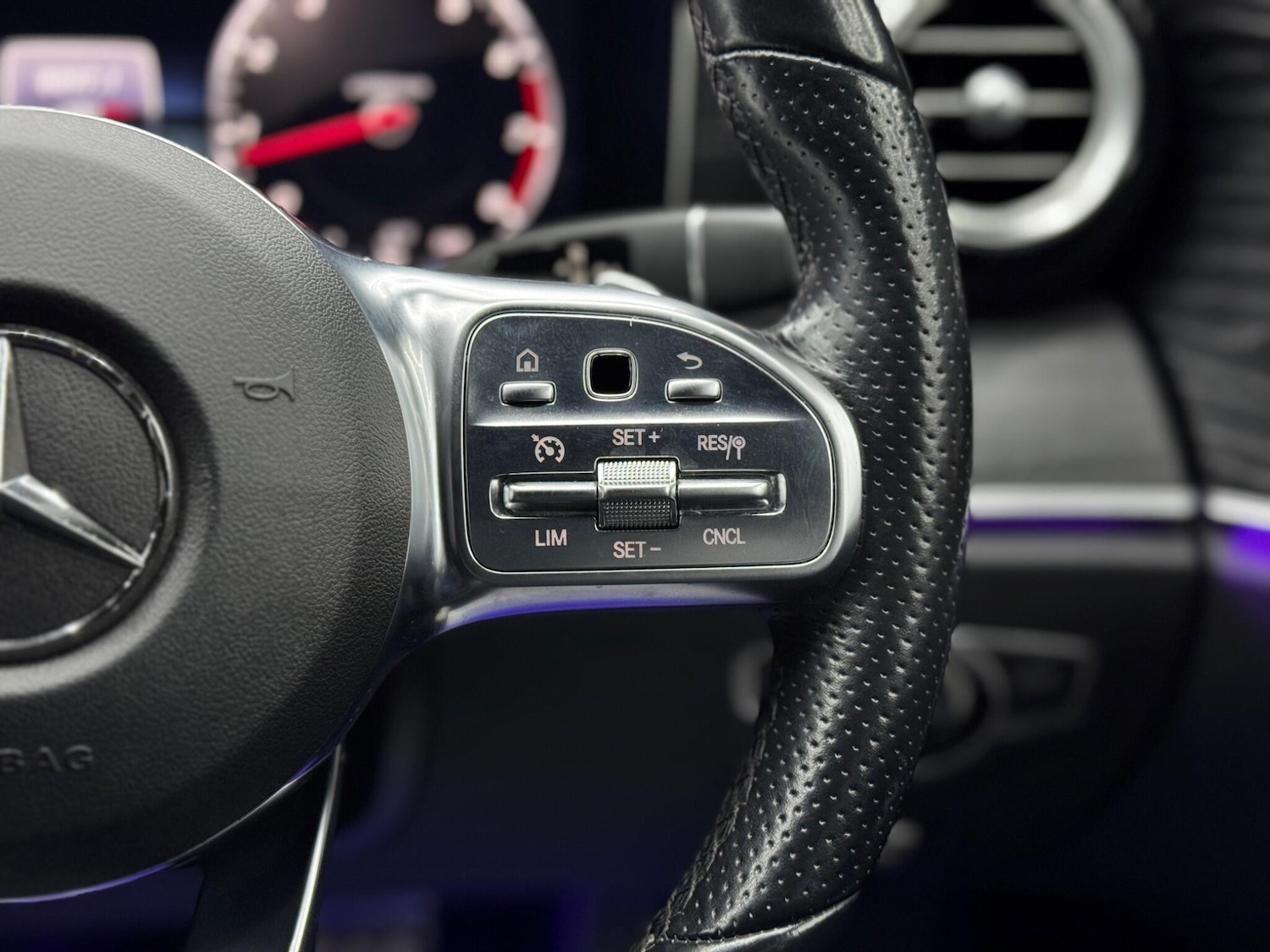 Used Mercedes-Benz E Class 2019 for sale - 76409228: Photo 21