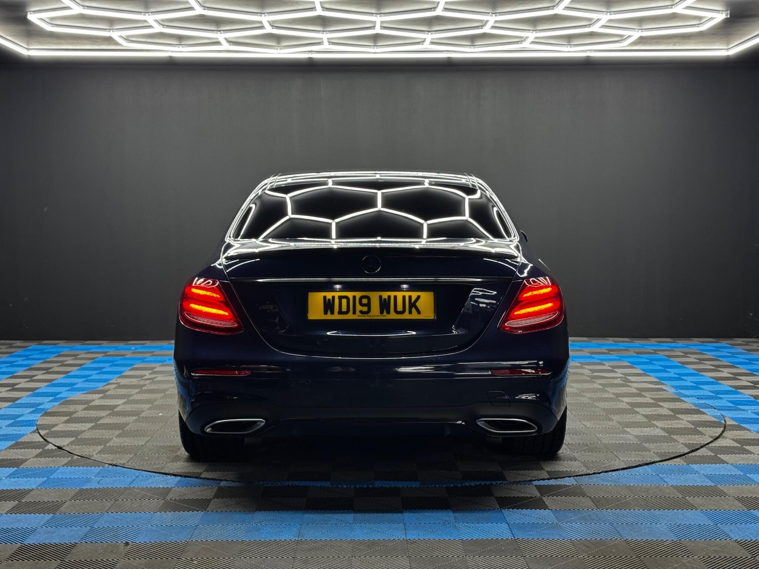 Used Mercedes-Benz E Class 2019 for sale - 76409228: Photo 6