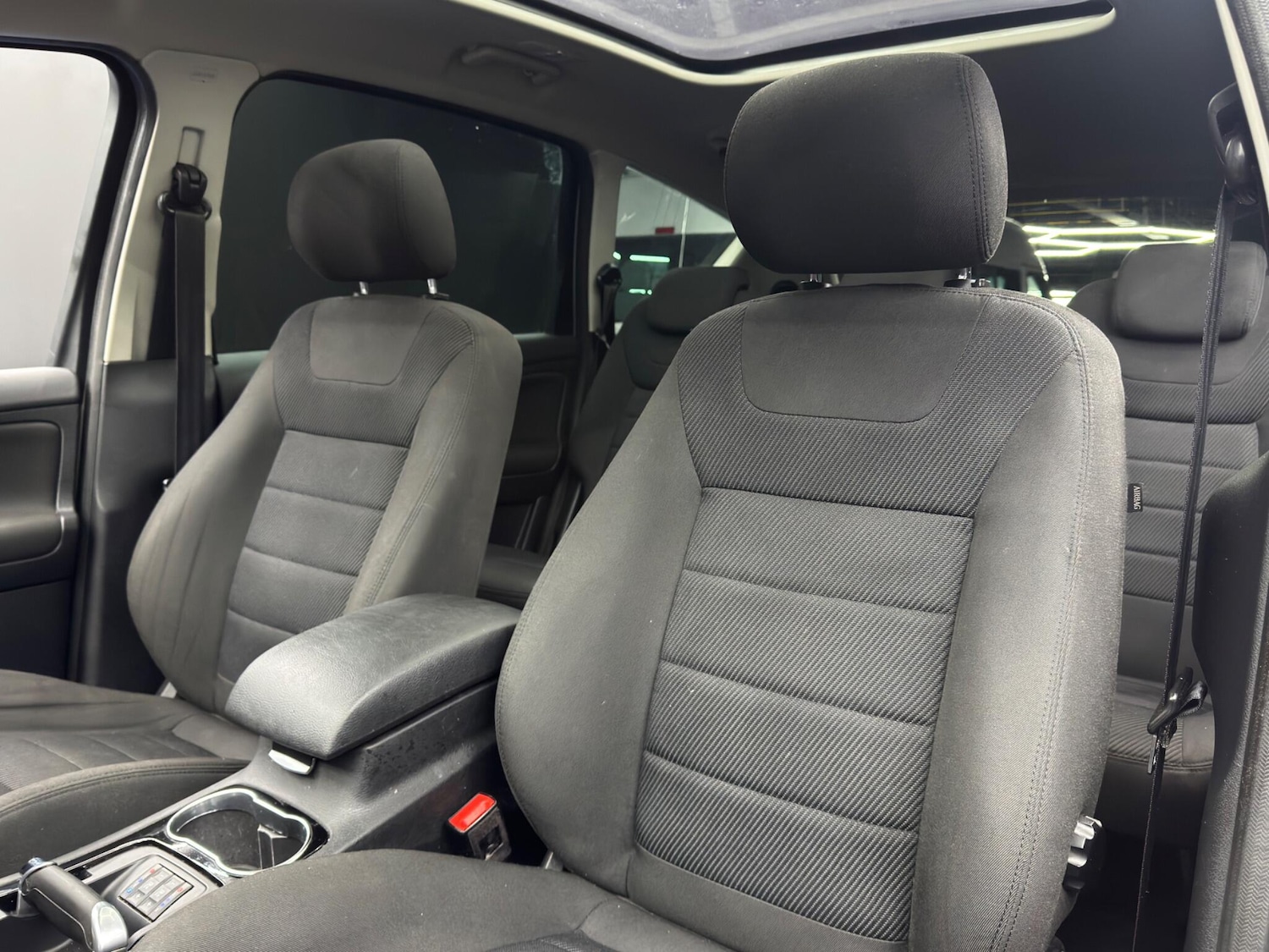 Used Ford S-Max 2014 for sale - 77387411: Photo 14