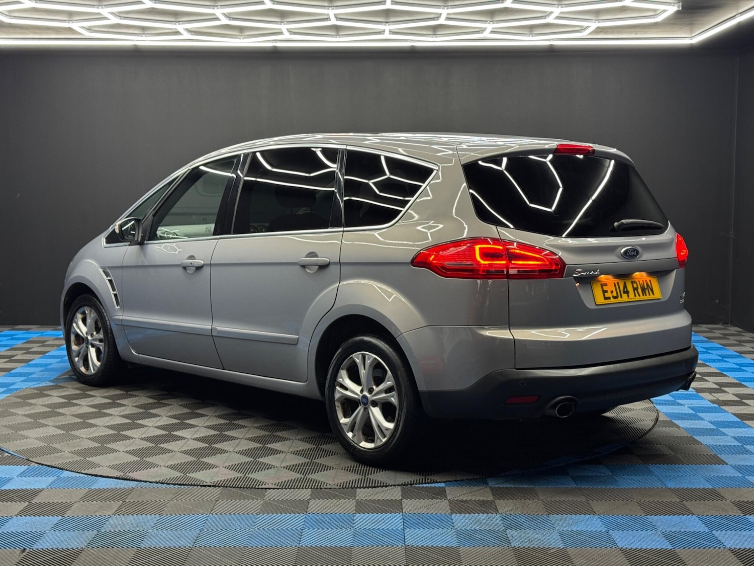 Used Ford S-Max 2014 for sale - 77387411: Photo 7