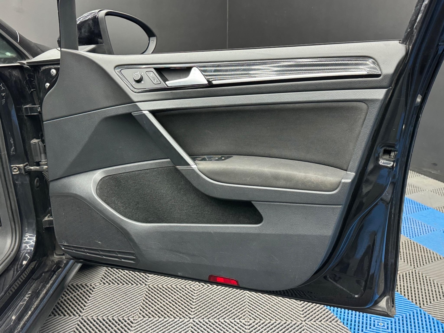 Vehicle 35