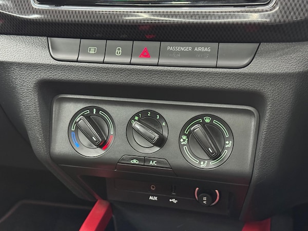 Used Skoda Fabia 2017 for sale - 76317765: Photo 27