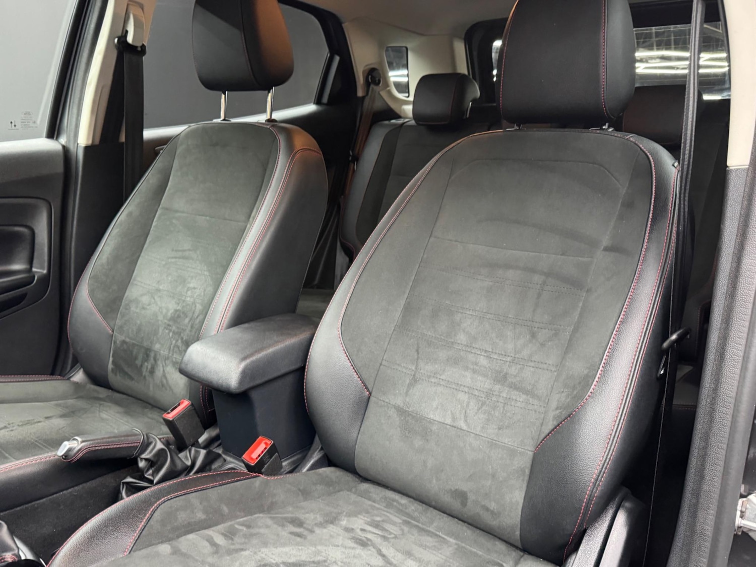 Used Ford Ecosport for sale - 77854194: Photo 14