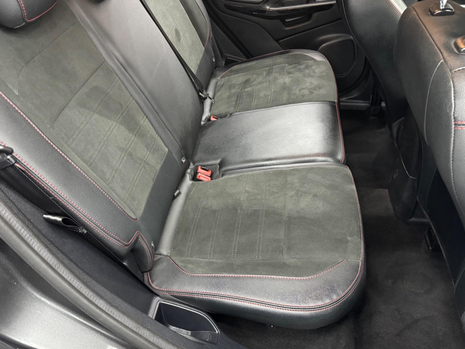 Used Ford Ecosport for sale - 77854194: Photo 16