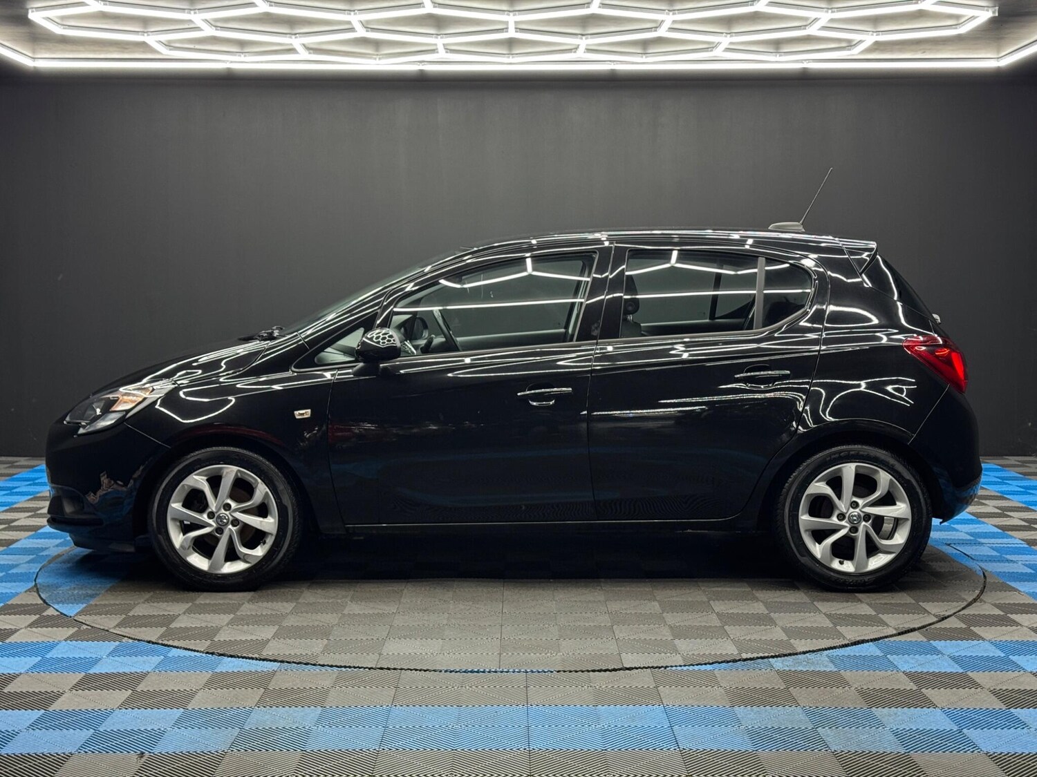 Used Vauxhall Corsa for sale - 77612136: Photo 8