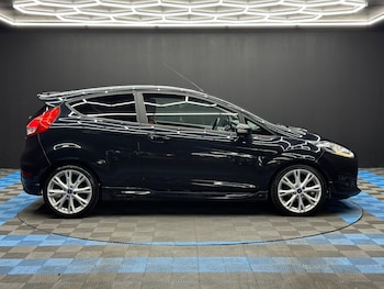 Used Ford Fiesta 2016 for sale - 78548914: Photo