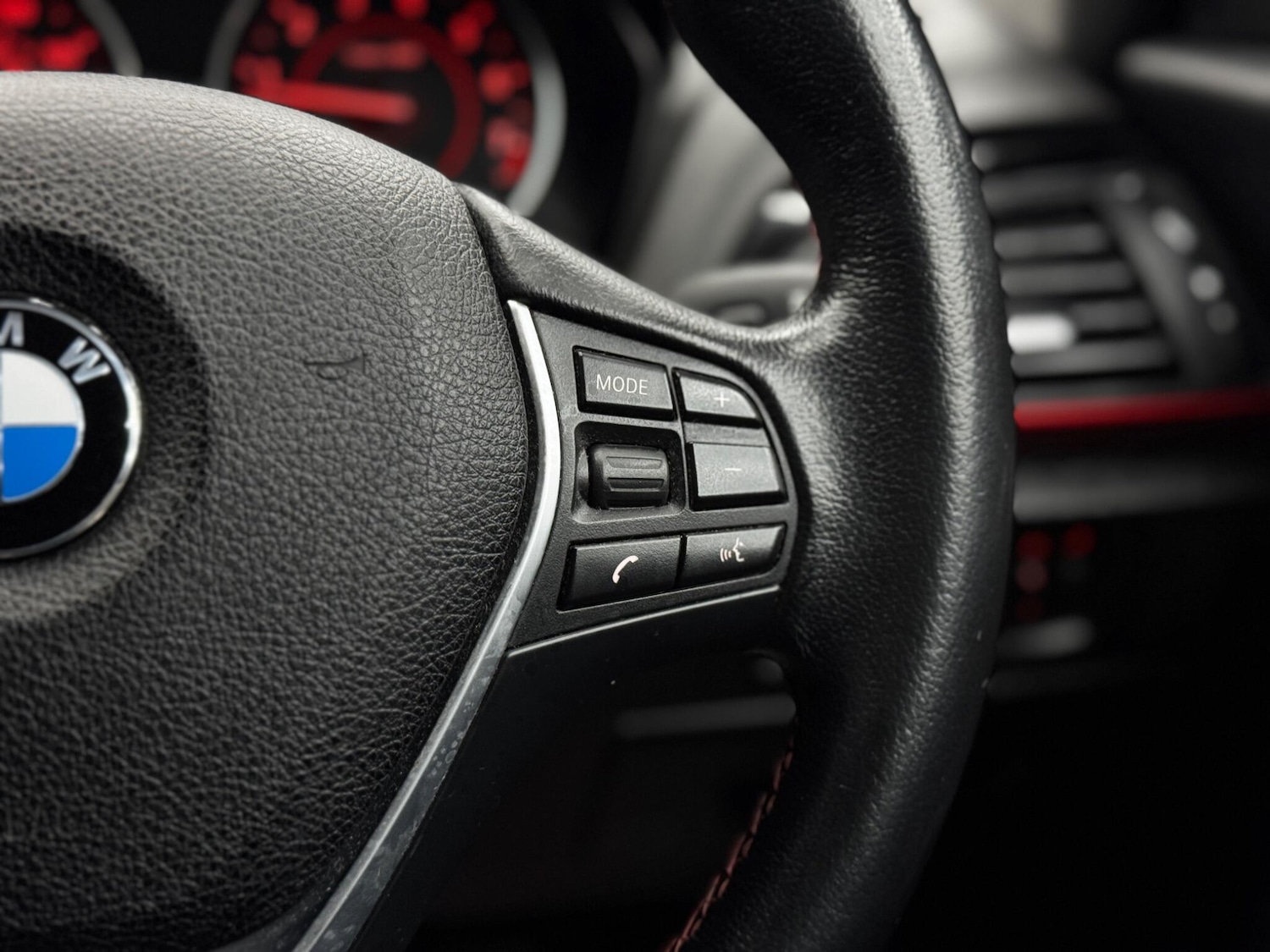 Used BMW 1 Series 2015 for sale - 76585054: Photo 21