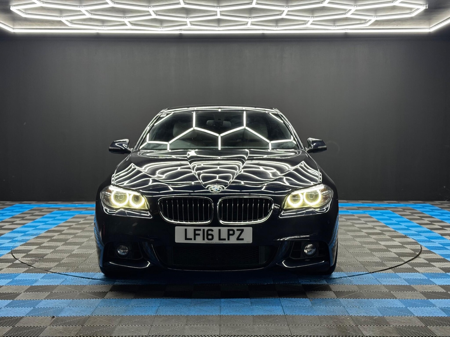 Used BMW 5 Series for sale - 76550674: Photo 2