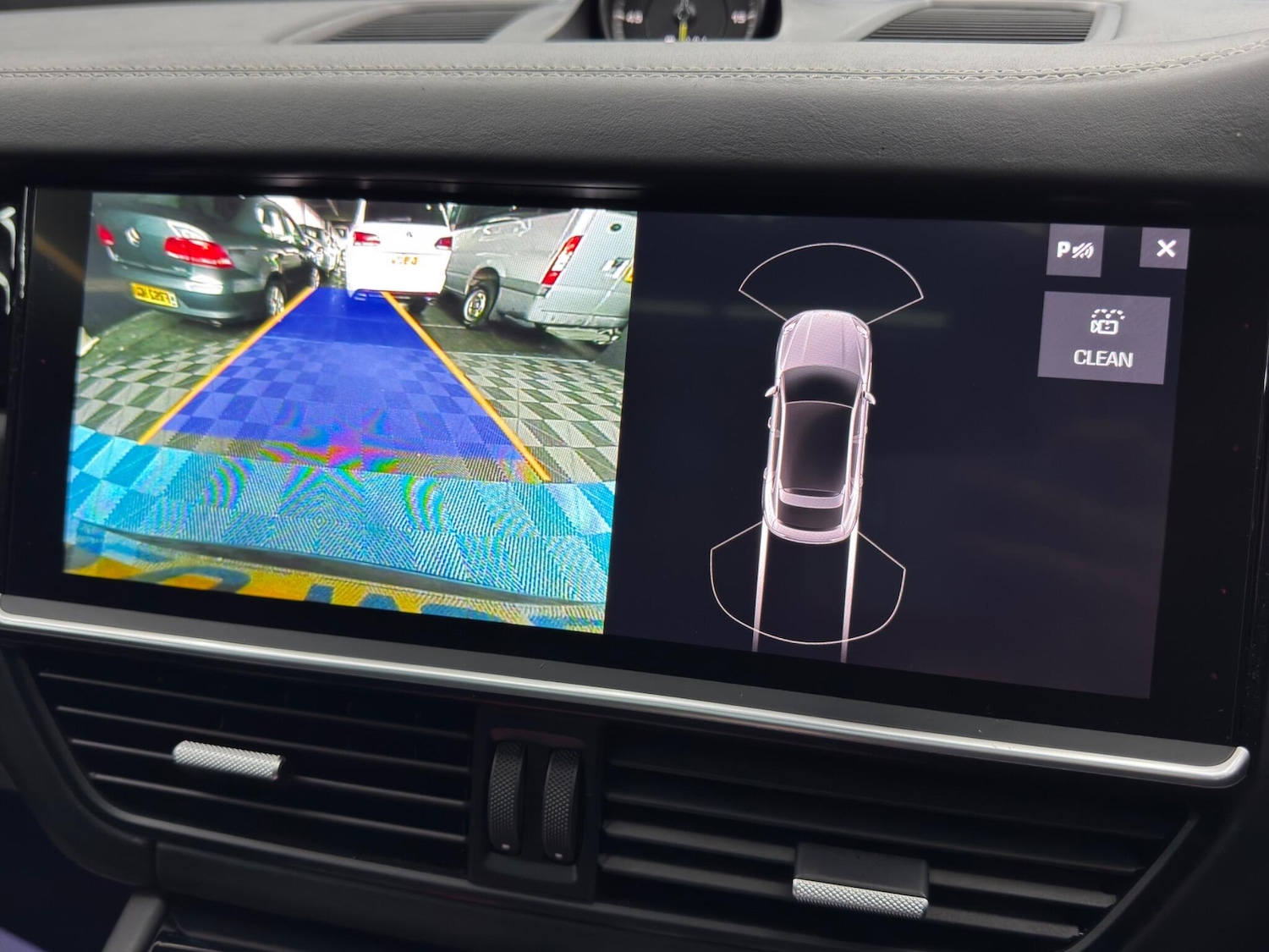 Used Porsche Cayenne 2020 for sale - 77203840: Photo 38