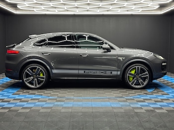 Used Porsche Cayenne 2020 for sale - 77203840: Photo