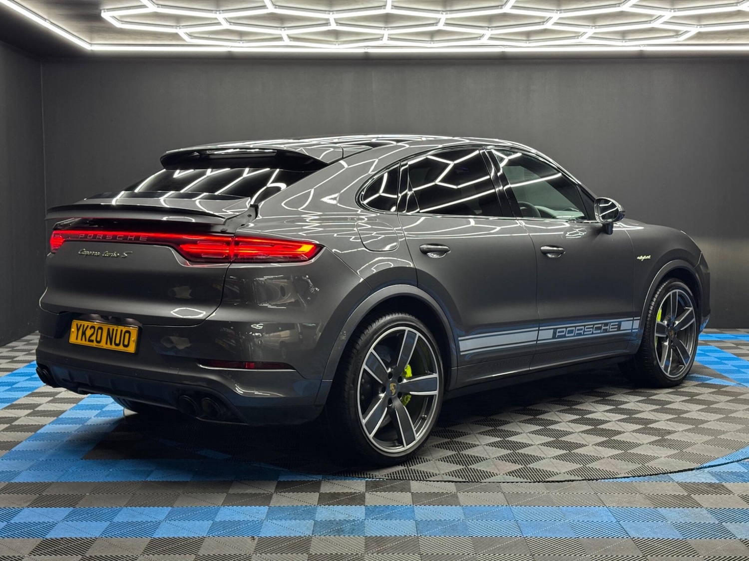 Used Porsche Cayenne 2020 for sale - 77203840: Photo 5