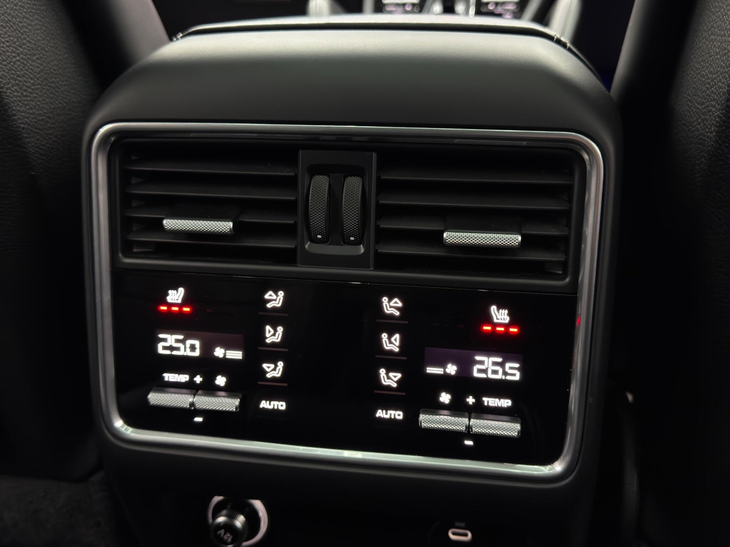 Used Porsche Cayenne 2020 for sale - 77203840: Photo 53