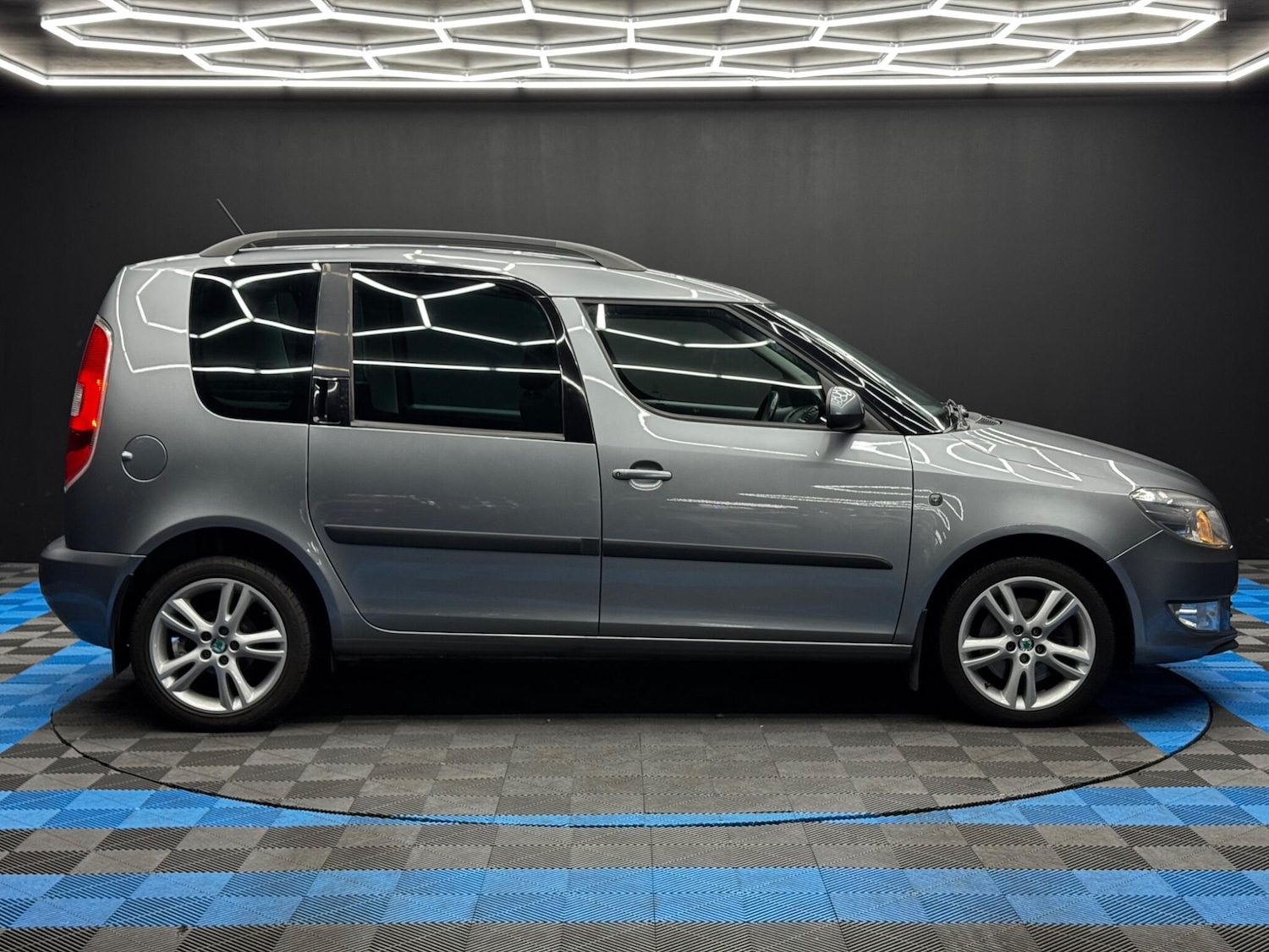 Used Skoda Roomster 2011 for sale - 76441197: Photo 3