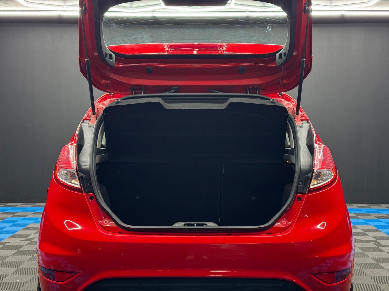 Used Ford Fiesta 2014 for sale - 77331774: Photo 32