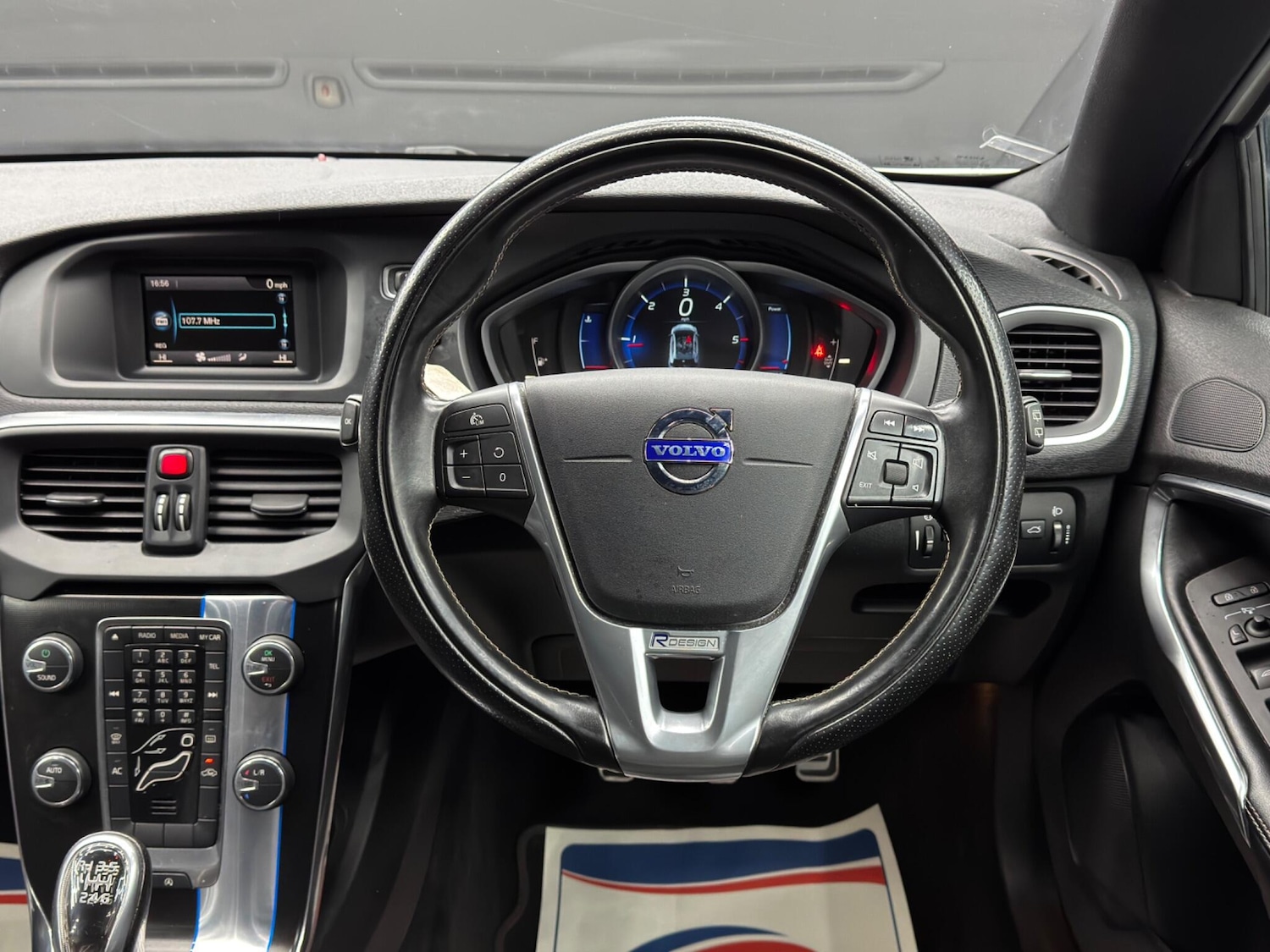 Used Volvo V40 2013 for sale - 77278886: Photo 17