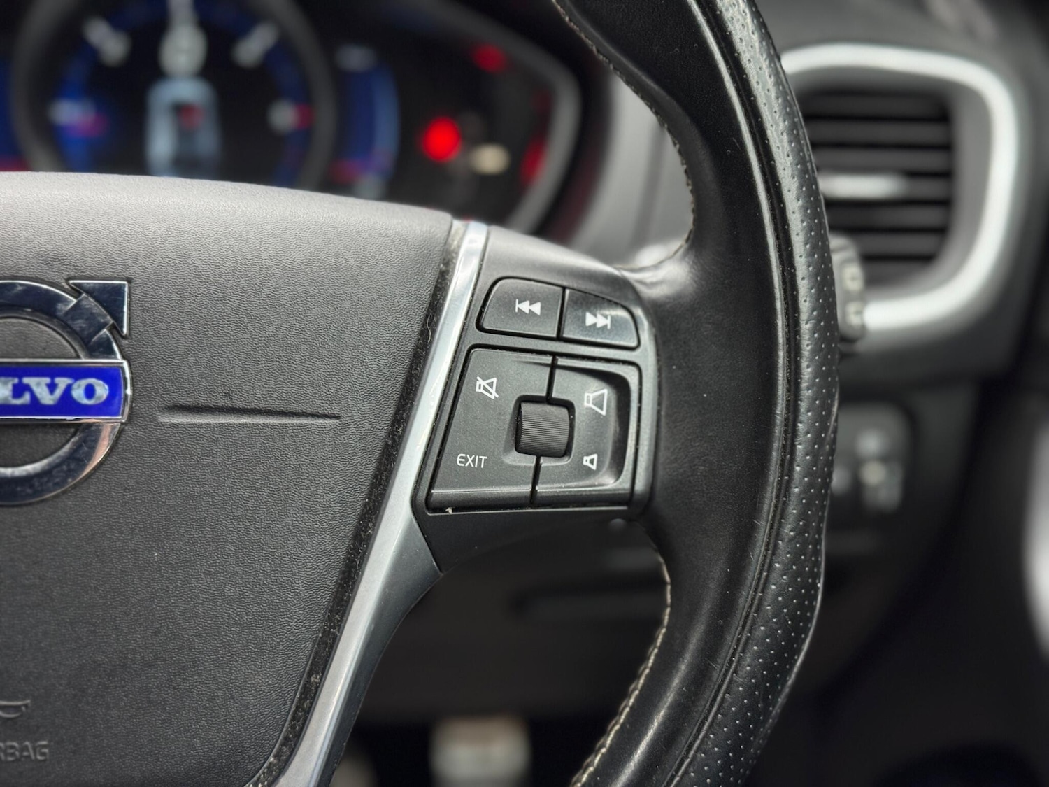 Used Volvo V40 2013 for sale - 77278886: Photo 20