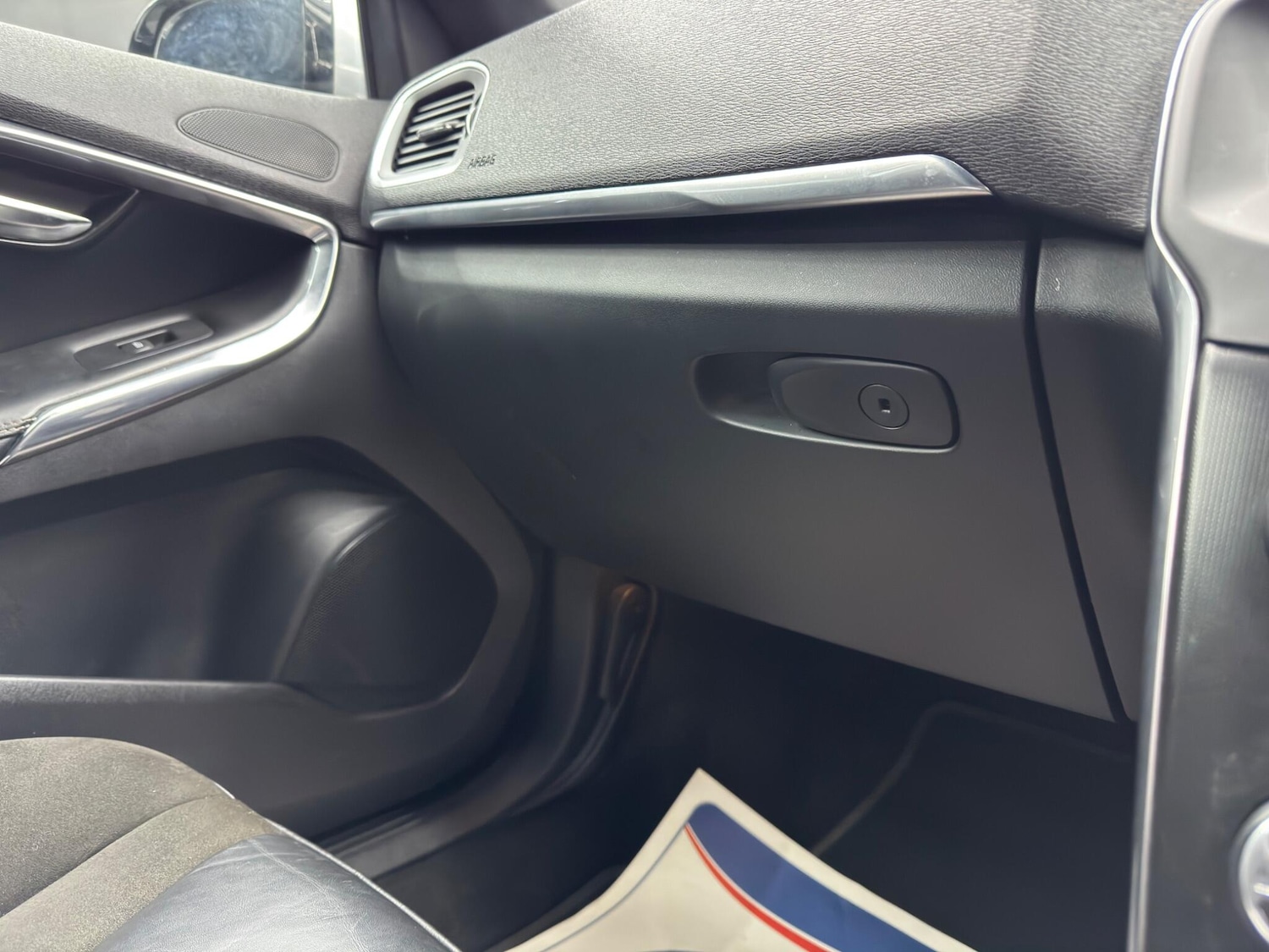 Used Volvo V40 2013 for sale - 77278886: Photo 30