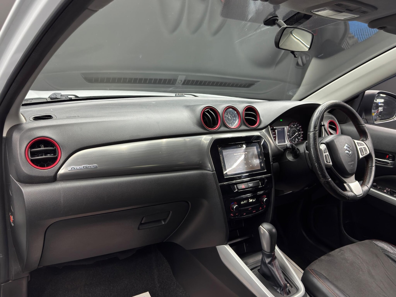 Used Suzuki Vitara 2017 for sale - 77425970: Photo 11