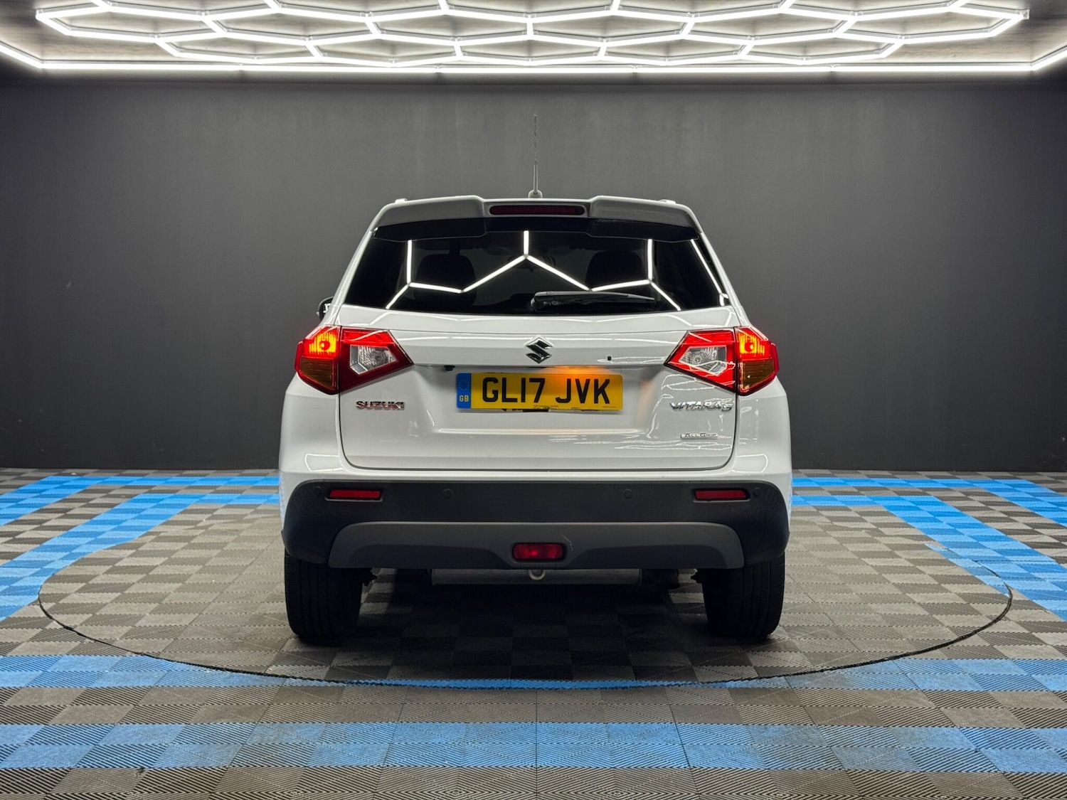 Used Suzuki Vitara 2017 for sale - 77425970: Photo 6