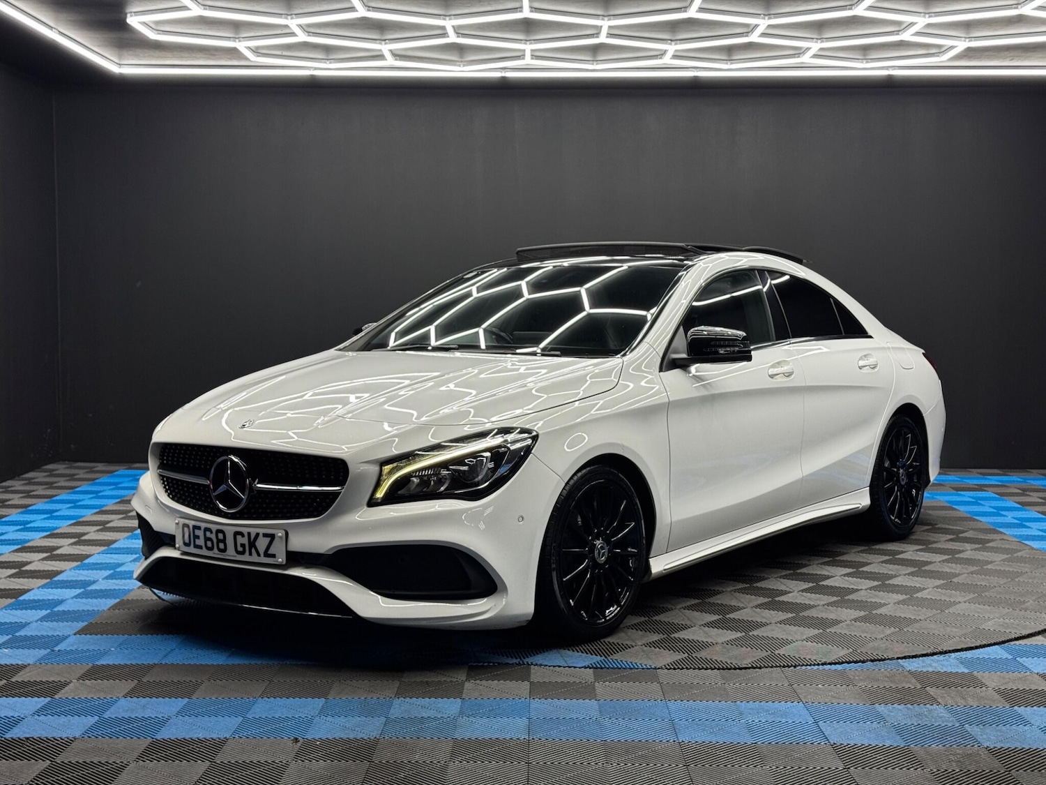 Used Mercedes-Benz CLA 2018 for sale - 76991782: Photo 3