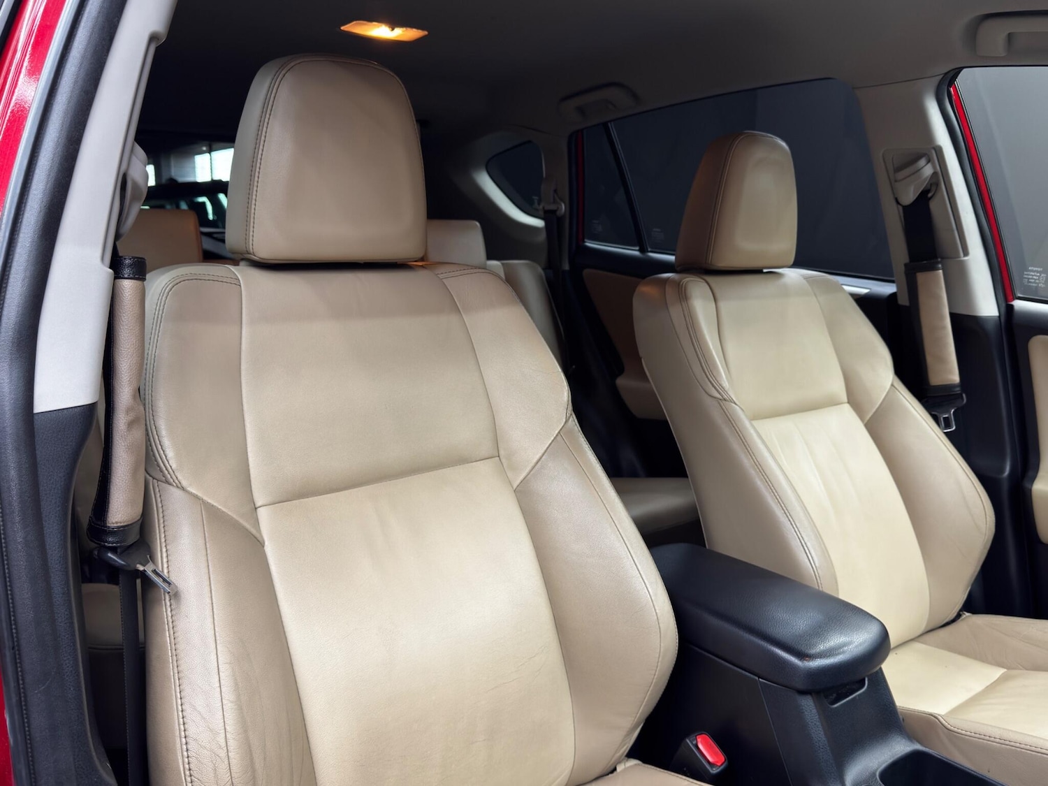 Used Toyota RAV4 for sale - 77883492: Photo 12