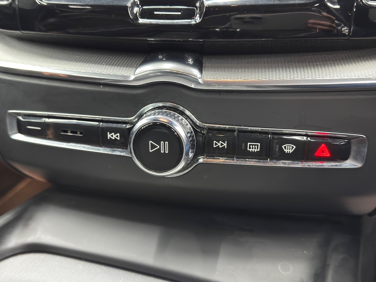 Used Volvo XC60 for sale - 78135782: Photo 23